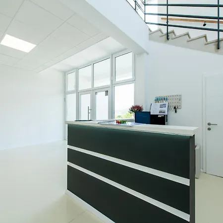 Hostel Potpican Apart Otel *