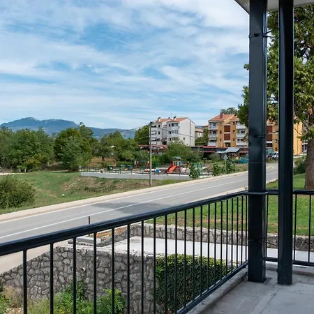 Hostel Potpican Potpićan